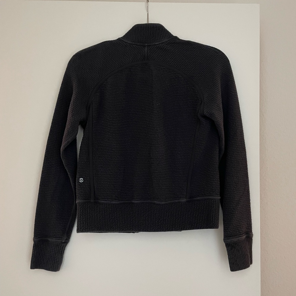 Lululemon jacket - Picture 2 of 2
